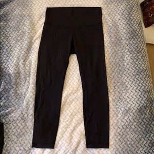 Basic Black Lululemon leggings